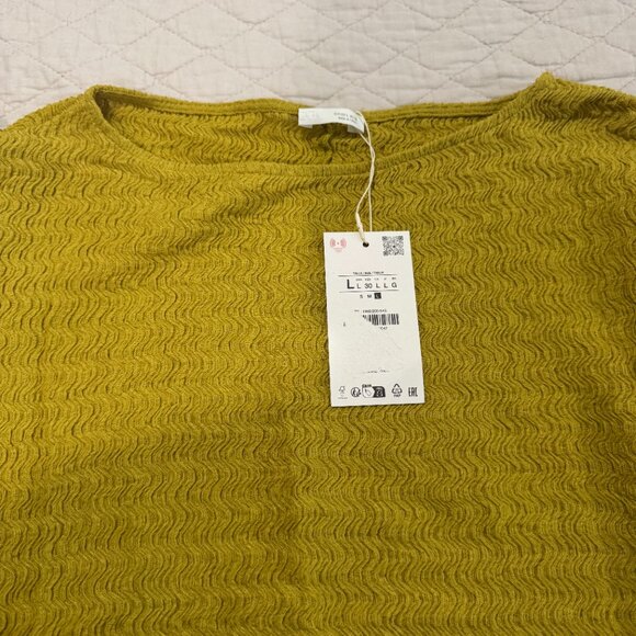 Zara light sweater top - Picture 2 of 3